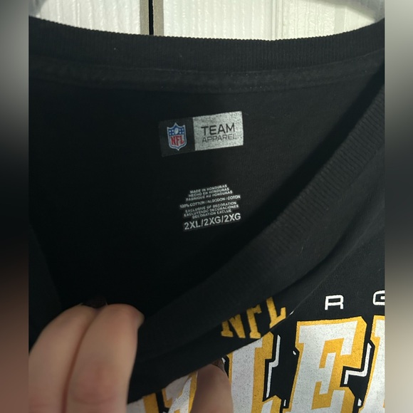 Steelers Long Sleeved Shirt - 2XL - Like New NFL - Picture 2 of 2